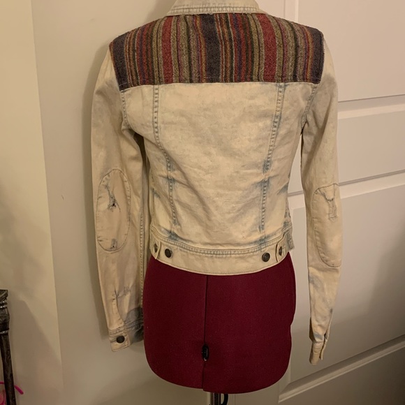 Free People distressed denim jacket - Picture 4 of 7